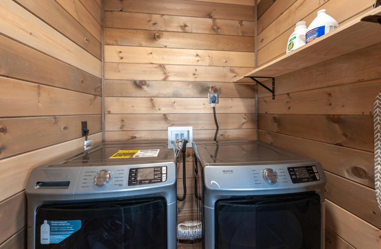 Splash Mountain Pool Hot Tub Theater Game Room Sevierville Eksteriør bilde