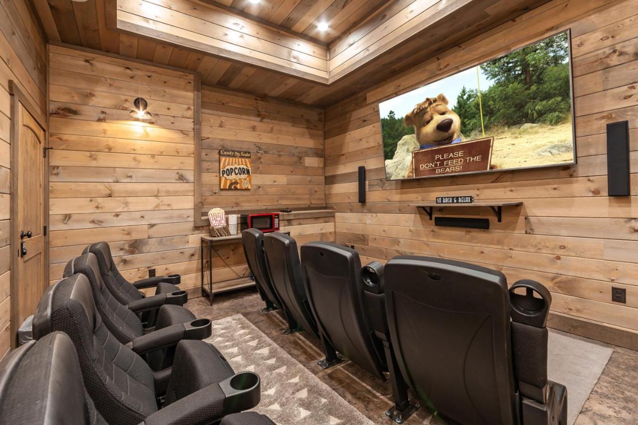 Splash Mountain Pool Hot Tub Theater Game Room Sevierville Eksteriør bilde
