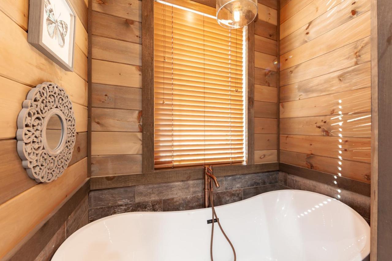 Splash Mountain Pool Hot Tub Theater Game Room Sevierville Eksteriør bilde