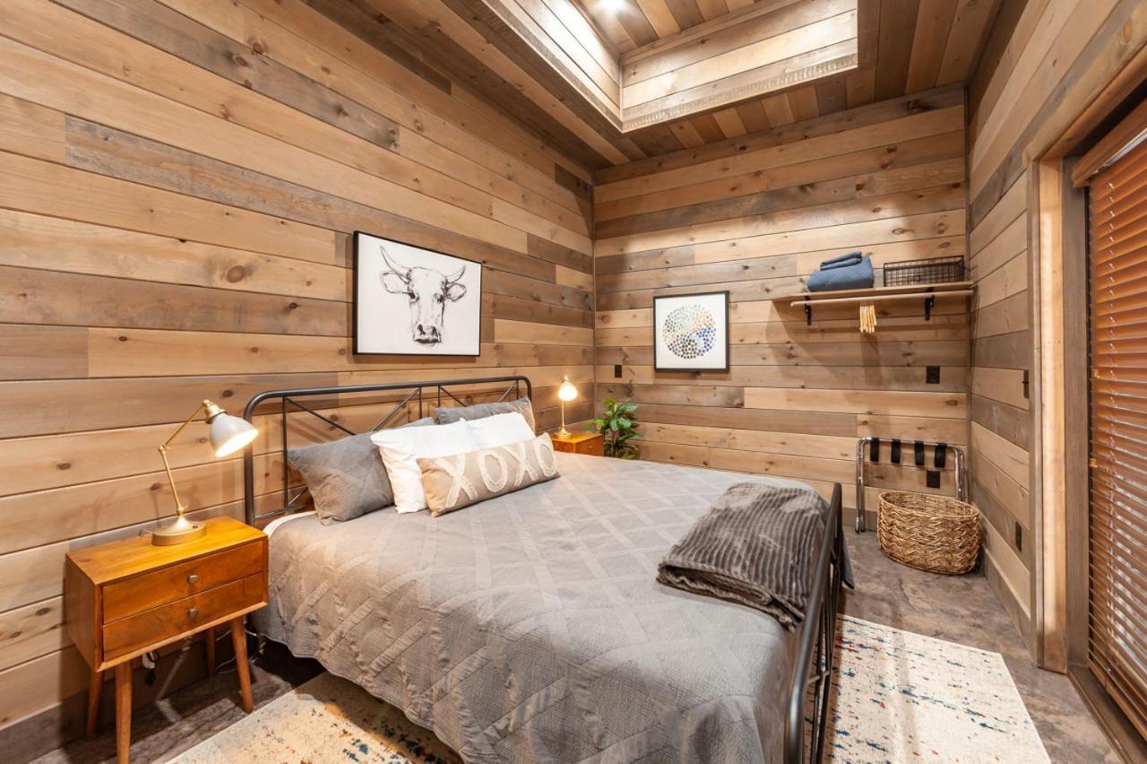 Splash Mountain Pool Hot Tub Theater Game Room Sevierville Eksteriør bilde