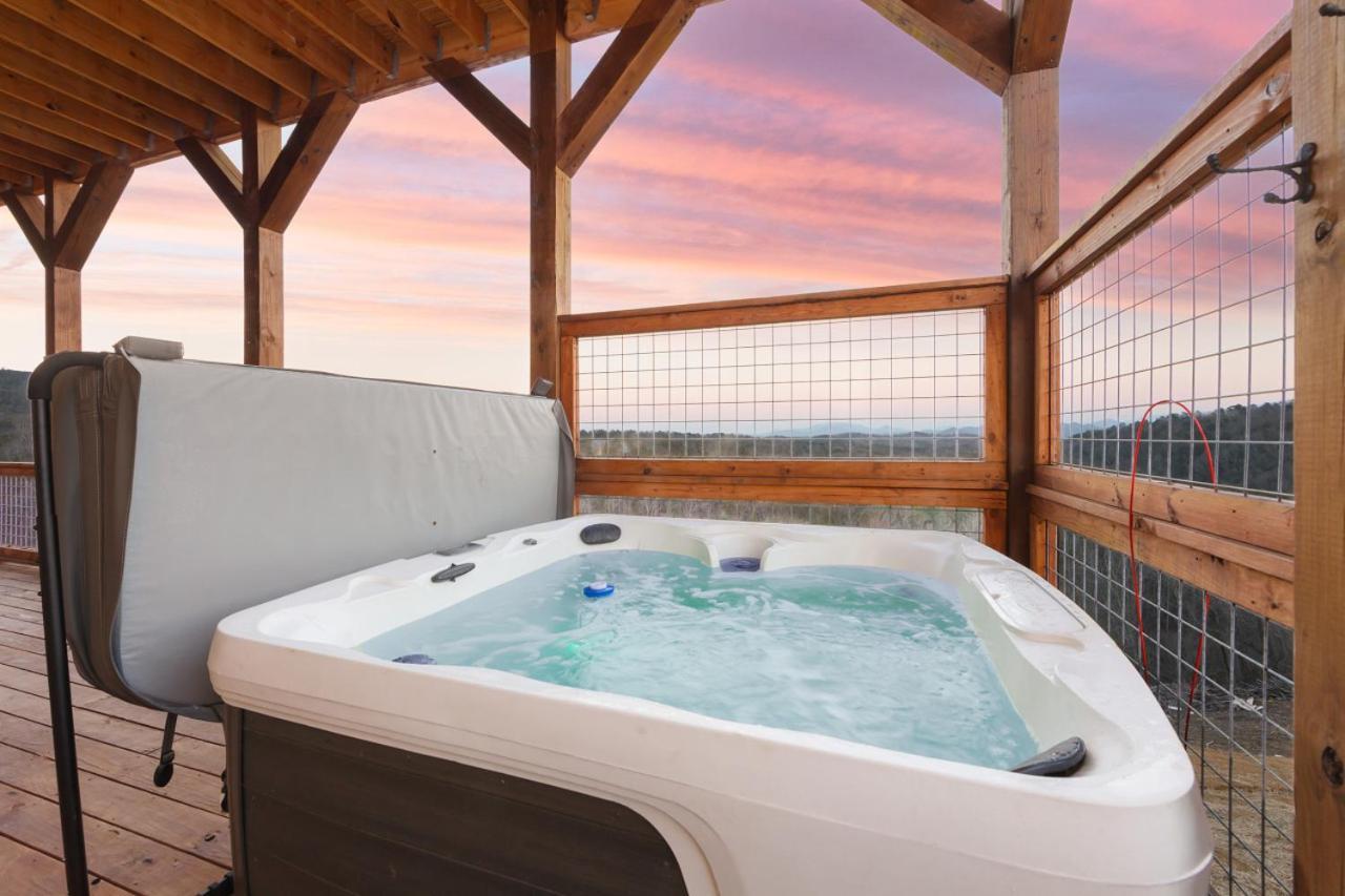 Splash Mountain Pool Hot Tub Theater Game Room Sevierville Eksteriør bilde